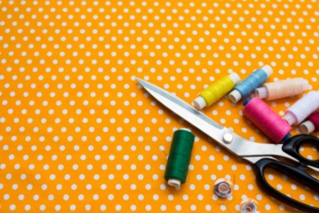 Guide pratique pour choisir les fils de broderie adapt&eacute;s &agrave; vos cr&eacute;ations